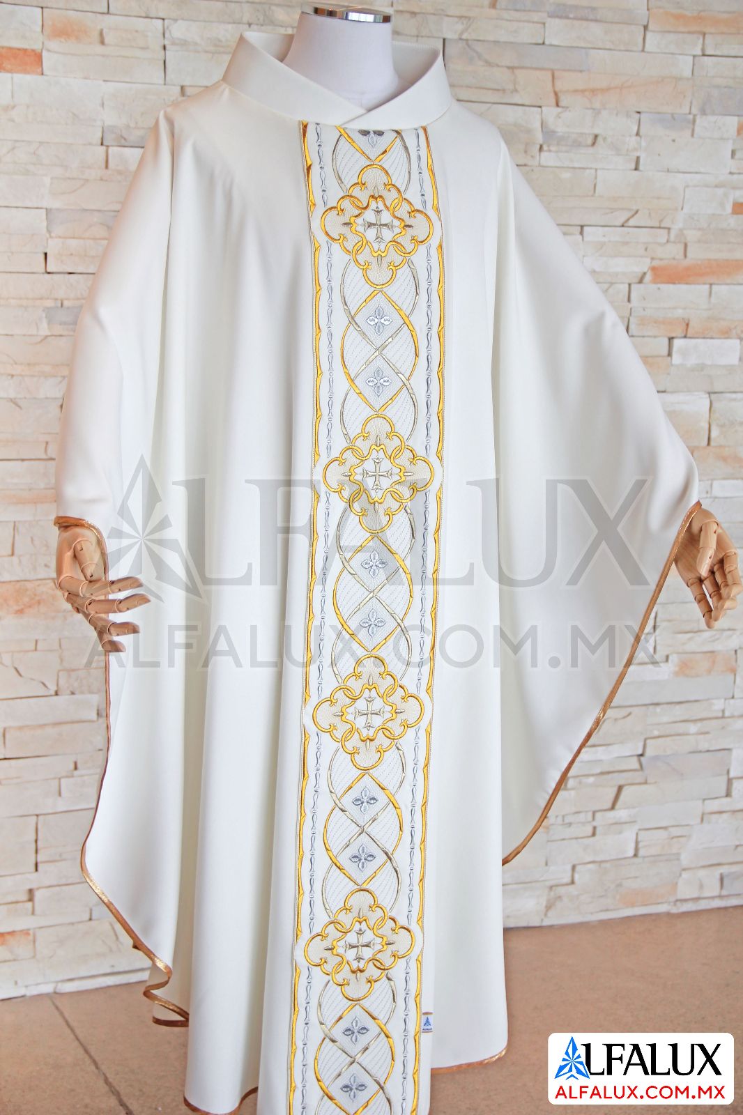 02 ROYAL Casulla Alfalux Central Perla 33